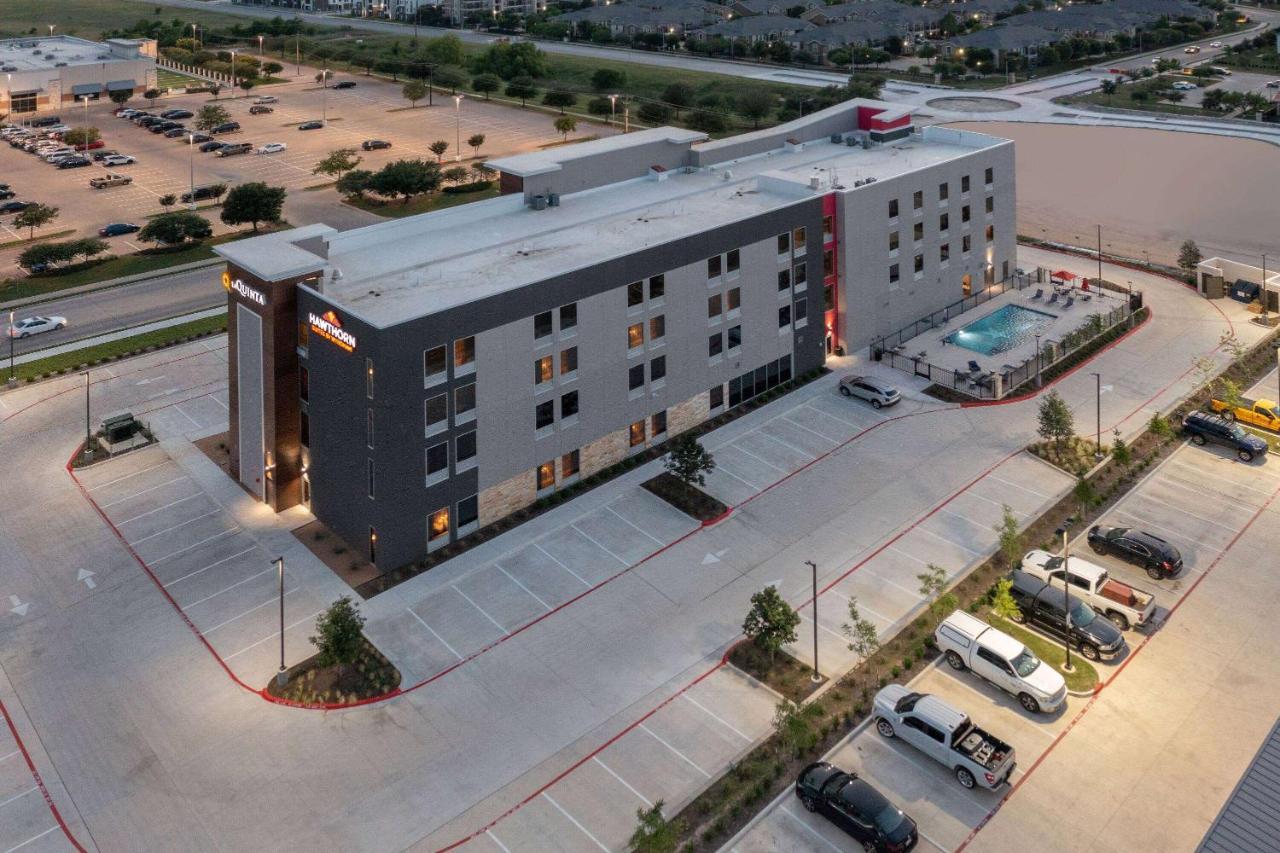 La Quinta Inn & Suites By Wyndham Pflugerville Exteriér fotografie